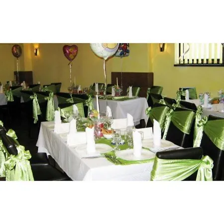 Acropole Hotel 2*